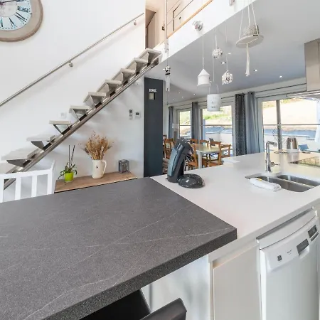 Ferienhaus Spacious Home,