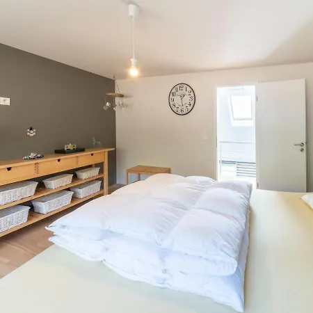 בית נופש Spacious Home,