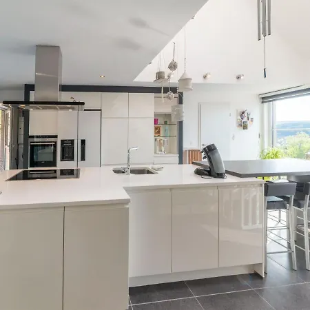 Ferienhaus Spacious Home, *